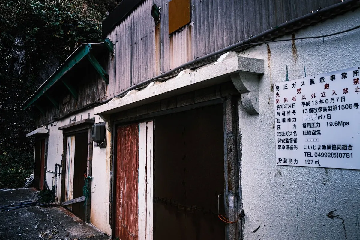 古い建物の入口
